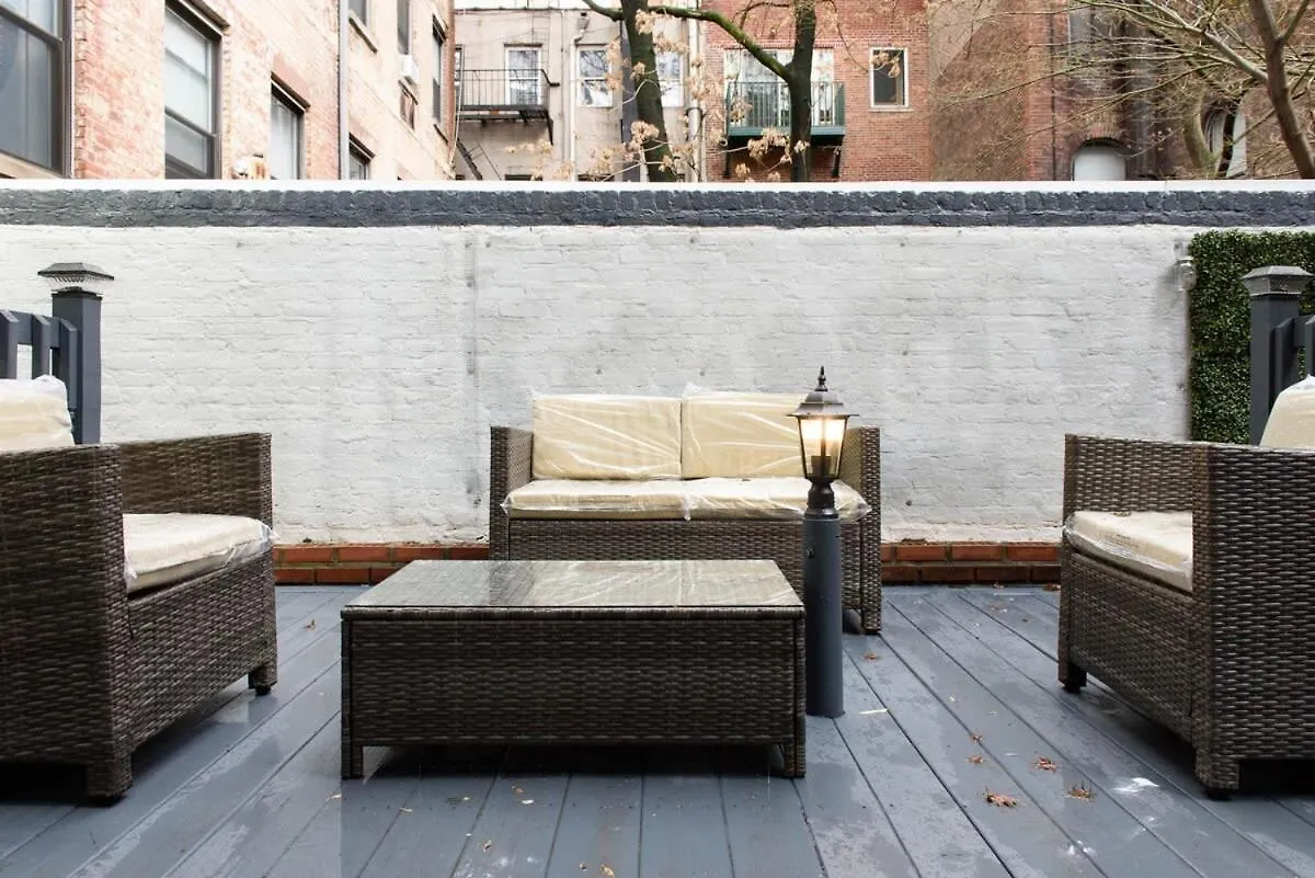 26-3A Studio Gramercy W D Outdoor Courtyard Nowy Jork